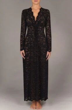 Spitze Loungekleid LOGAN 74 Schwarz Von Pain De Sucre Suggest -MAISON LEJABY Verkaufsgeschäft spitze lounge kleid logan schwarz pain de sucre suggest 3