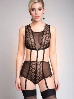 Spitzen Top Mit Bändern DIANA Schwarz Von Diamor 12 Spitzen Top Mit Bändern DIANA Schwarz Von Diamor -MAISON LEJABY Verkaufsgeschäft spitzen top taillenslip diana schwarz 9174 4651 d218 diamor 2 1