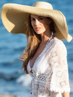 Strand-Mantel BAUMWOLLSPITZE Creme-weiß Eva B. Bitzer -MAISON LEJABY Verkaufsgeschäft strandkleid spitze creme weiss 11313573 eva b bitzer