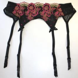 Strapsgürtel Aus Spitze NEW DIAMOND Von Millesia 3 Strapsgürtel Aus Spitze NEW DIAMOND Von Millesia