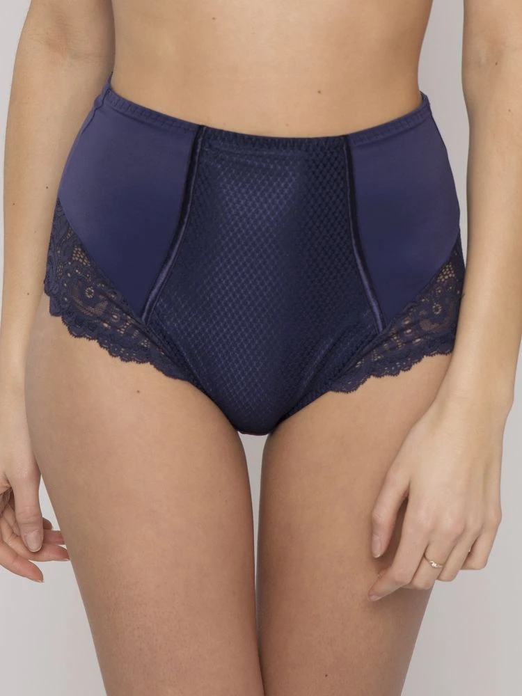 MAISON LEJABY Shaping Slip Mit Spitze GABY Von Maisonlejaby 6 MAISON LEJABY Shaping Slip Mit Spitze GABY Von Maisonlejaby - Image 4