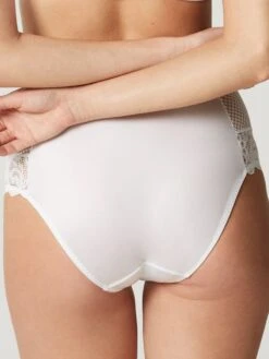 MAISON LEJABY Hoher Slip Mit Spitze GABY Von Maisonlejaby 33 MAISON LEJABY Hoher Slip Mit Spitze GABY Von Maisonlejaby -MAISON LEJABY Verkaufsgeschäft taillenslip wei 13864 gaby maison lejaby 2 1