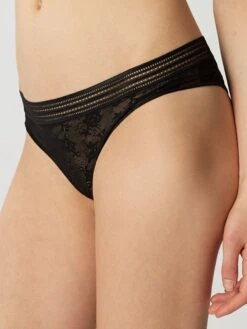 Tüllspitze String MISS LEJABY Von Maison Lejaby -MAISON LEJABY Verkaufsgeschäft tanga schwarz 16462 miss lejaby maison lejaby 1 1 1