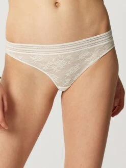 Tüllspitze String MISS LEJABY Von Maison Lejaby -MAISON LEJABY Verkaufsgeschäft tanga wei 16462 miss lejaby maison lejaby 1 1