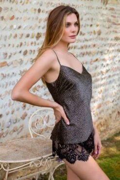 Stretchseide Top OMAYA Panthermuster Von Marjolaine -MAISON LEJABY Verkaufsgeschäft top leo omaya panthere 4oma4001 marjolaine