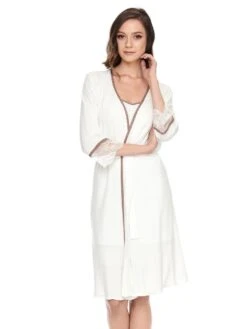 Viscose Morgenmantel HEDDA Weich Mit Spitze Von Gattina -MAISON LEJABY Verkaufsgeschäft viscose morgenmantel hedda creme 391790 gattina 1